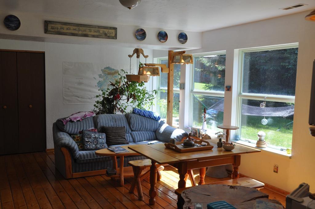 Whalesong Bed And Breakfast Homer Exterior photo